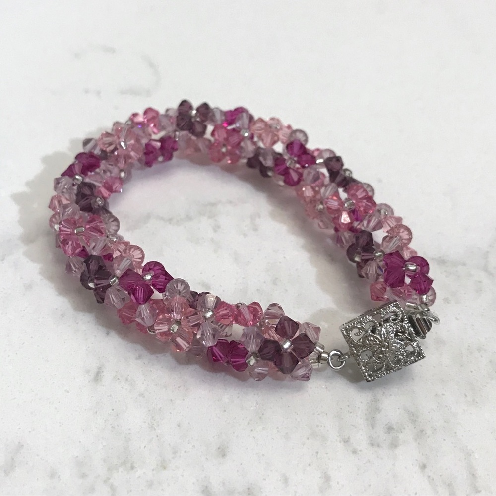 **NEW** handmade Swarovski crystal bracelet